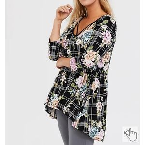 Torrid Super Soft Black Plaid & Floral Crisscross Babydoll Tee 3X